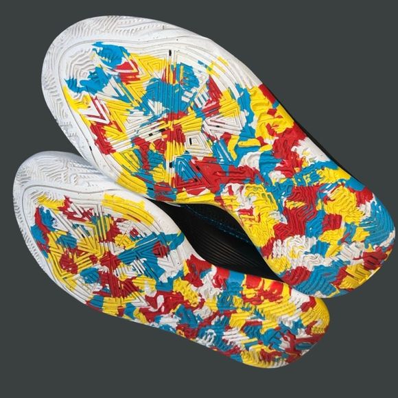 Nike Kyrie Flytrap 6 (GS) Black/White/Tour Yellow/University Red Sneaker Size 4 - Picture 5 of 8